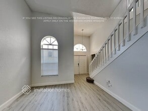 19442 NW 79th Ave in Hialeah, FL - Building Photo - Building Photo