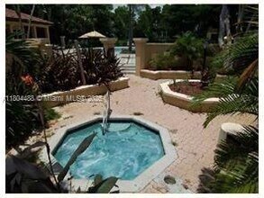 4581 W McNab Rd in Pompano Beach, FL - Building Photo - Building Photo