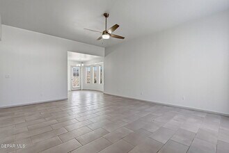 1173 Summer Rain St in El Paso, TX - Building Photo - Building Photo