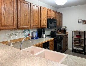 310 E 11th Ave in Anchorage, AK - Building Photo - Building Photo