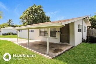 1921 NE 2nd Ave in Pompano Beach, FL - Building Photo - Building Photo