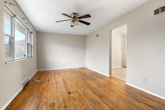 4036 Dunnica Ave, Unit C in St. Louis, MO - Building Photo - Building Photo