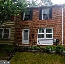 18830 Purple Martin Ln in Gaithersburg, MD - Building Photo