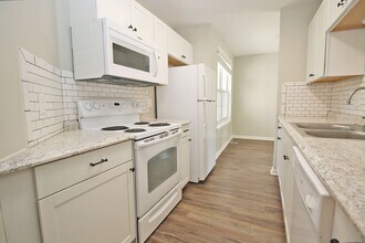 1150 Olympia Ave in Columbia, SC - Building Photo - Building Photo