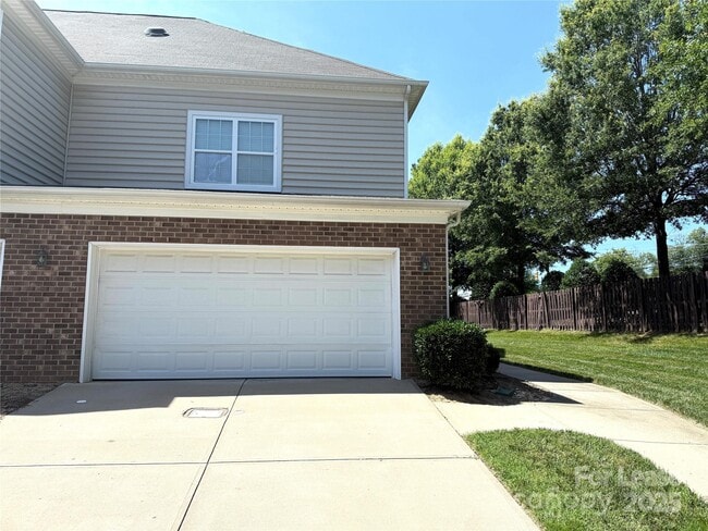 11504 Amarone Dr in Charlotte, NC - Building Photo - Building Photo