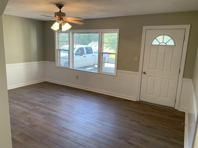 608 Mt Pelia Rd in Martin, TN - Building Photo - Building Photo