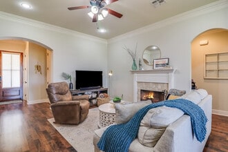 222 Crenshaw Dr in Lafayette, LA - Building Photo - Building Photo