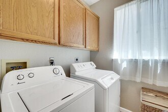 915 Tipperary Dr in Vacaville, CA - Building Photo - Building Photo