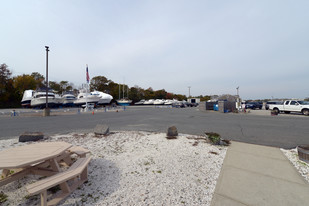 Residences at Bay Pointe in Quincy, MA - Building Photo