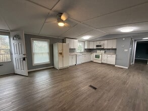 4470 Old Baileyton Rd in Greeneville, TN - Building Photo - Building Photo