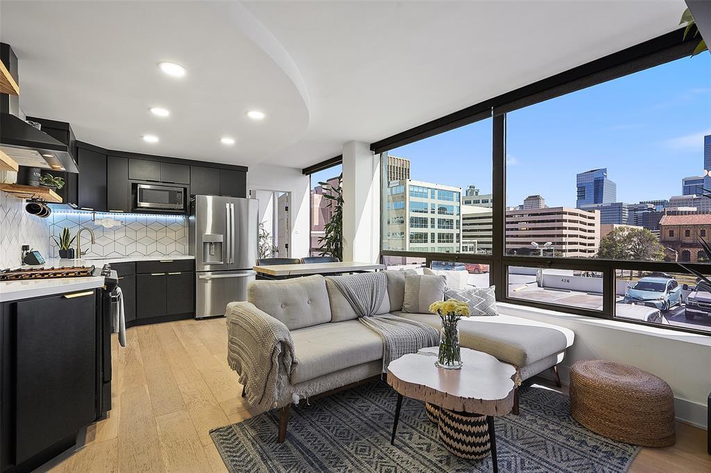 1212 Guadalupe St in Austin, TX - Building Photo
