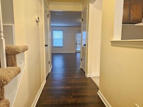 546 Hollomon Dr in Hampton, VA - Building Photo - Building Photo