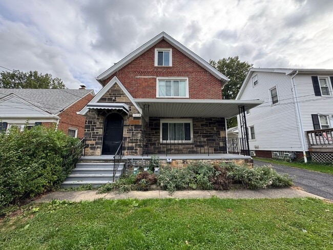 property at 1405 Sheffield Rd