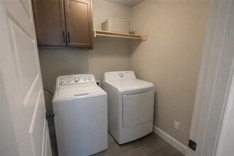 3670 Macintosh Way in Bentonville, AR - Building Photo - Building Photo