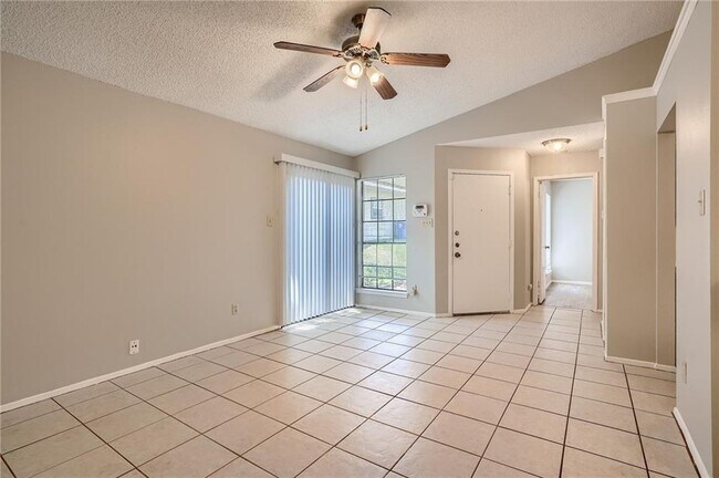 11405 Walnut Ridge Dr in Austin, TX - Building Photo - Building Photo
