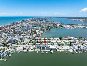 230 144th Ave in Madeira Beach, FL - Building Photo - Building Photo