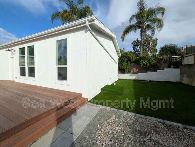 767 Del Riego Ave in Encinitas, CA - Building Photo - Building Photo