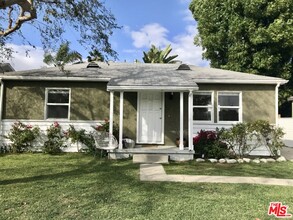 15227 Valleyheart Dr in Los Angeles, CA - Building Photo - Building Photo