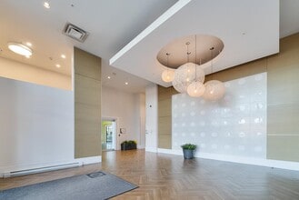 13688 100 Av in Surrey, BC - Building Photo - Building Photo