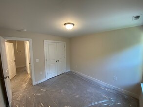 917 Hillman Ln in Mebane, NC - Building Photo - Building Photo