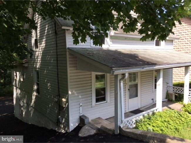 property at 964 Mt Pleasant Ave