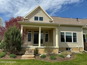 24 Beekman Place in Queensbury, NY - Building Photo - Building Photo