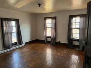 27 Robinson St, Unit 2F in Binghamton, NY - Building Photo - Building Photo
