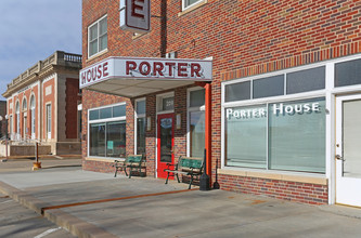 Porter House in Beloit, KS - Building Photo - Building Photo