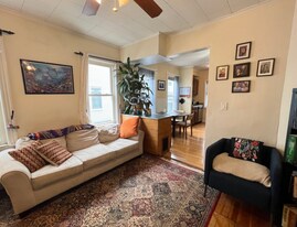 10 Hancock St, Unit 1 in Somerville, MA - Building Photo