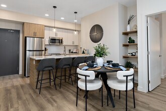 Cadence Apartments in Edmonton, AB - Building Photo - Building Photo