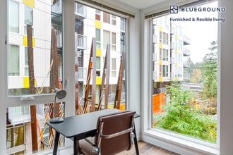 12282 NE 12th Ln in Bellevue, WA - Building Photo - Building Photo