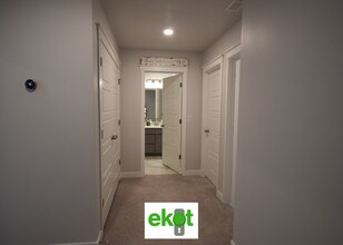 2142 N 725 W in Layton, UT - Building Photo - Building Photo