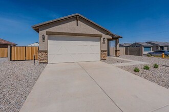 2678 E Rosario Mission Dr in Casa Grande, AZ - Foto de edificio - Building Photo