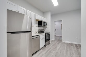 1914 N 17th St in Philadelphia, PA - Building Photo - Building Photo