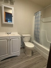 1 Station St, Unit 2-1 in Hingham, MA - Building Photo - Building Photo