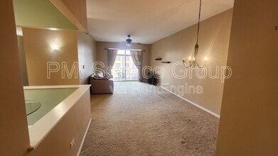 123 W St Charles Rd in Lombard, IL - Building Photo - Building Photo