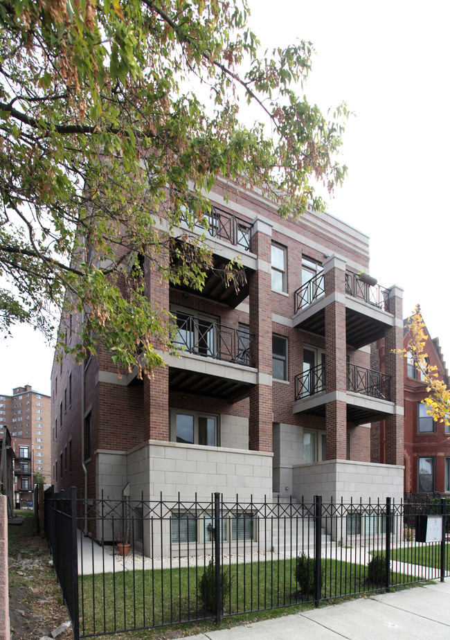 3945 S Ellis Ave in Chicago, IL - Building Photo - Building Photo