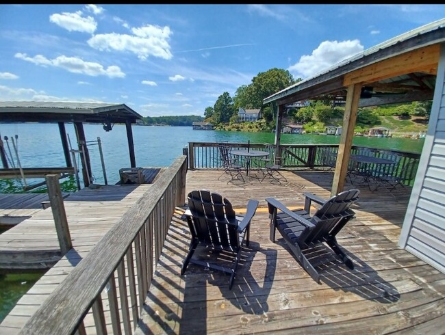 property at 1037 Contentment Ln