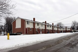 531-541 5th St NE in Barberton, OH - Building Photo