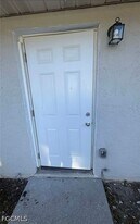 227 Maria St in Ft. Myers, FL - Building Photo