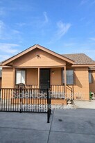 1157 S Townsend Ave in Los Angeles, CA - Building Photo