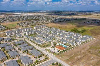 Century Stone Hill North in Pflugerville, TX - Foto de edificio - Building Photo