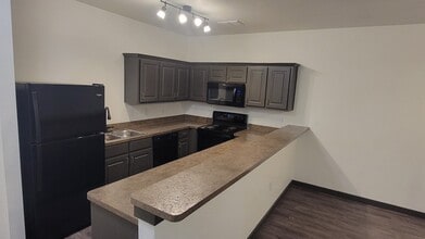 The Talon in Denton, TX - Building Photo - Building Photo