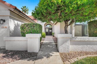 10102 E Dreyfus Ave in Scottsdale, AZ - Building Photo - Building Photo