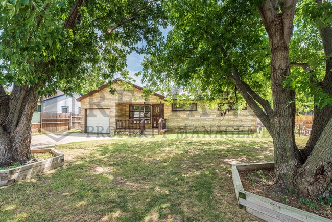property at 4642 S vine Ave