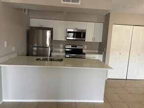 5323 Summerlin Rd in Ft. Myers, FL - Building Photo - Building Photo