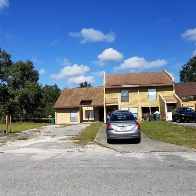 property at 1827 SW 108th Ln