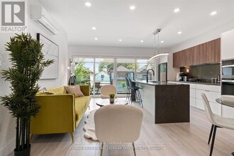 16-16 Minto St in Toronto, ON - Building Photo - Building Photo