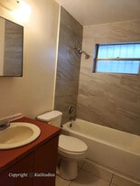 800 NE 14th St, Unit 0 in Fort Lauderdale, FL - Building Photo