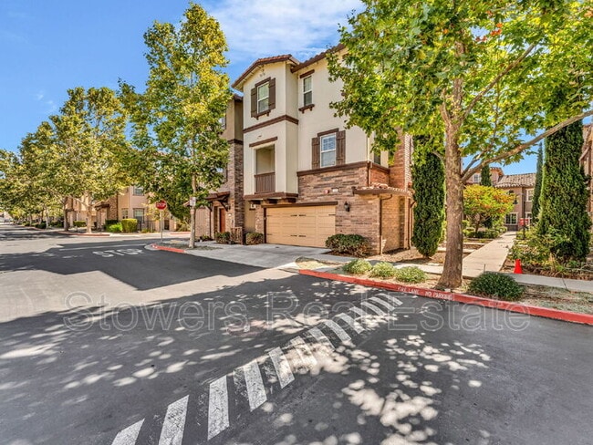 34159 Via Lucca in Fremont, CA - Building Photo - Building Photo